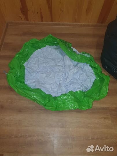 Детский надувной бассейн