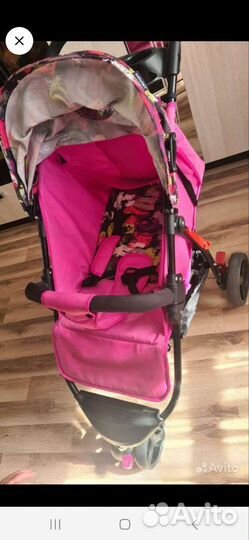 Прогулочная коляска