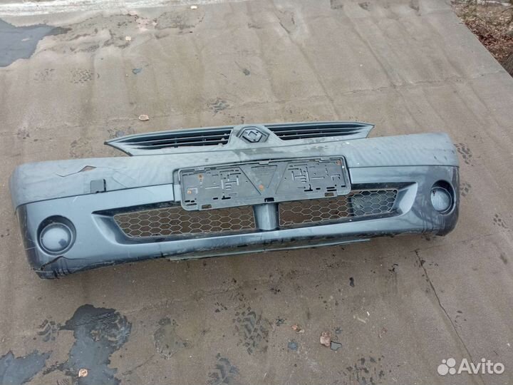 Бампер Renault Logan 1