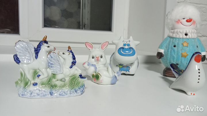 Фарфоровые статуэтки