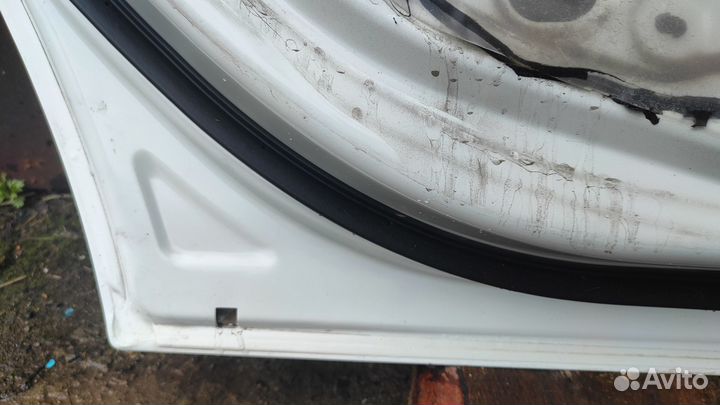 Дверь левая задняя Nissan Almera g15