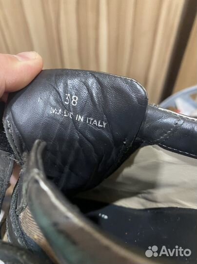 Кроссовки женские burberry 37,5