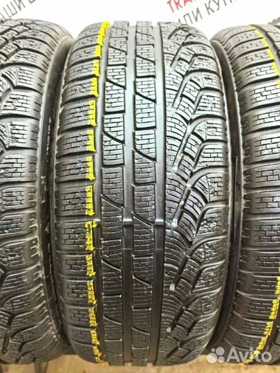 Pirelli Winter Sottozero 240 Serie II 225/45 R18 88H