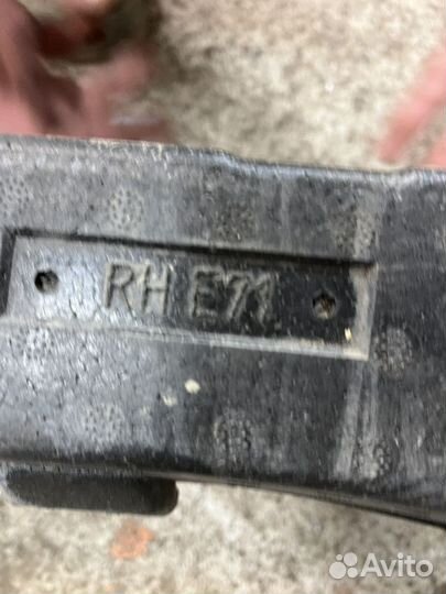 Усилитель бампера e71