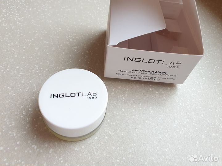 Маска для губ Inglot, ножницы, заколки для волос