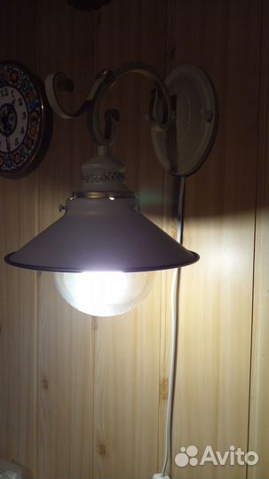 Настенный светильник бра