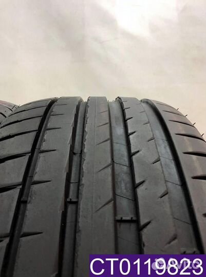 Michelin Pilot Sport 4 235/45 R19 99Y