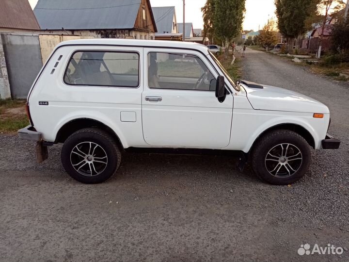 LADA 4x4 (Нива) 1.7 МТ, 2007, 197 000 км