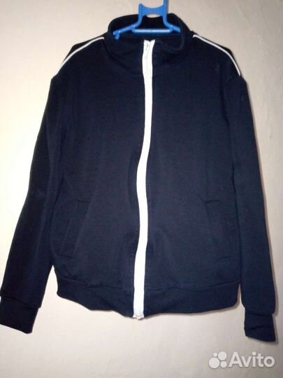 Спортивный костюм