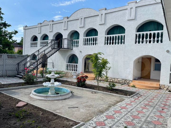 Гостиница, 350 м²