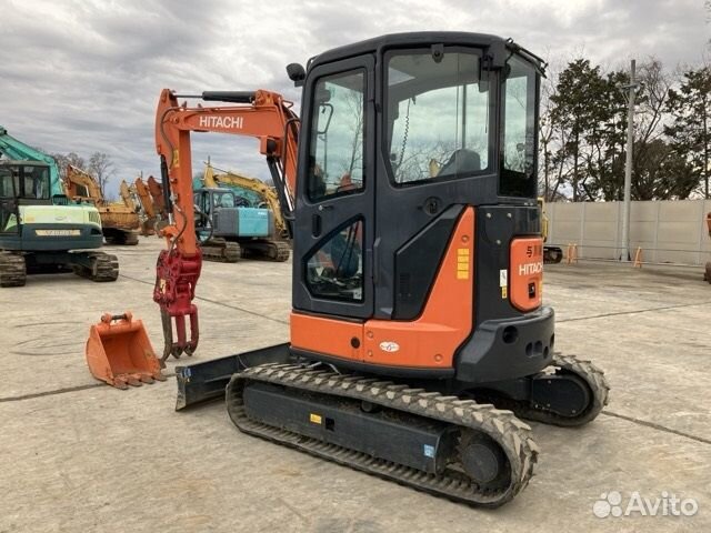 Мини-экскаватор Hitachi ZX35U-3, 2015