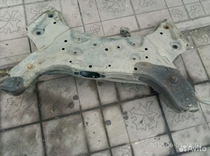 Подрамник хюндай солярис