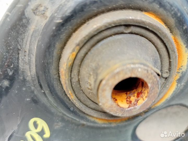 Рычаг передний правый Форд