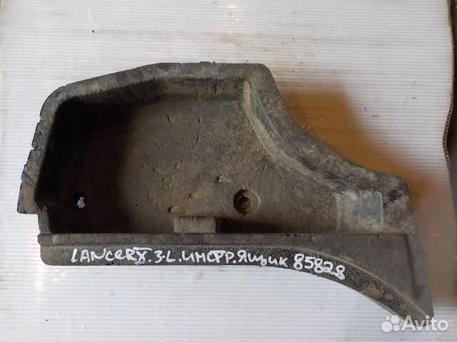 Ящик под инструменты mitsubishi lancer 10 задний л