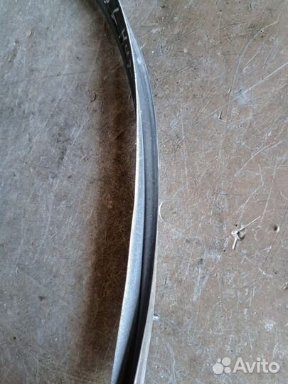 Уплотнитель двери задний левый BMW E60