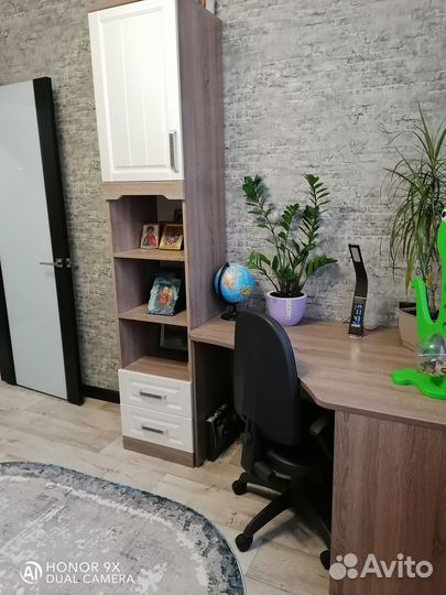 Продам шкаф и письменный стол б/у Прованс