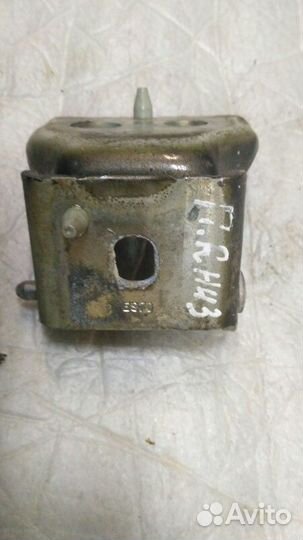 Петля двери передняя правая Citroen C4 2 1.6 VTI