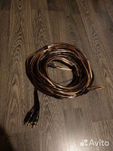 Автомобильный сабвуфер и усилитель