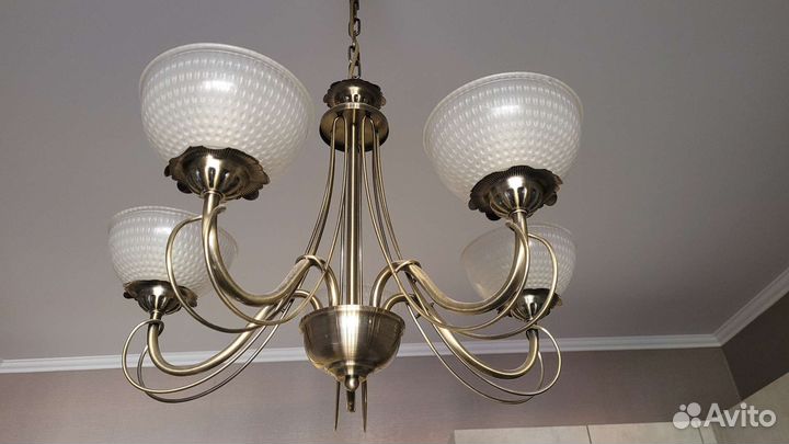 Люстра потолочная