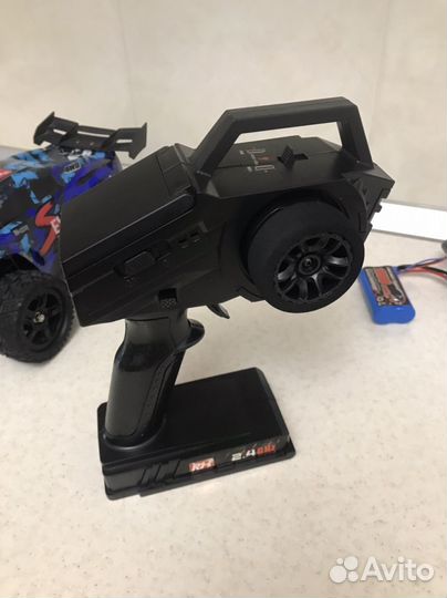 Машинка на радиоуправлении remmo hobby