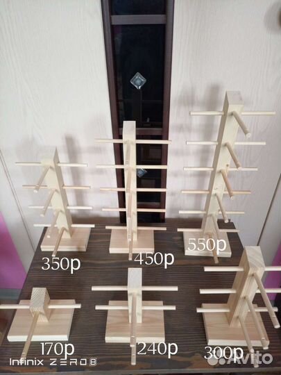 Подставки для очков из дерева