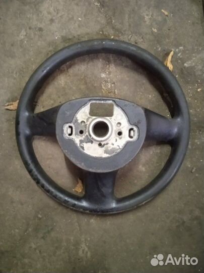 Руль Volkswagen Golf