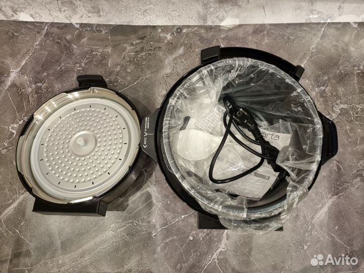 Мультиварка- скороварка. Новая