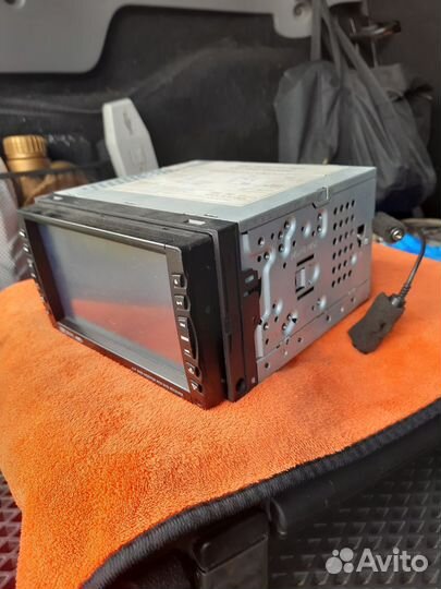 Автомагнитола (мультимедийный центр) MDD-7565NV