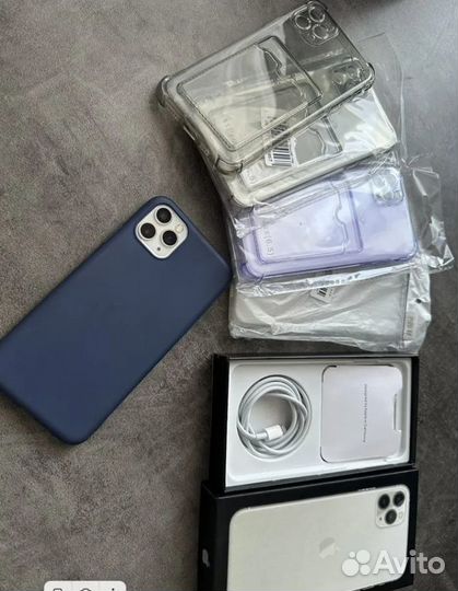 iPhone 11 Pro Max, 64 ГБ