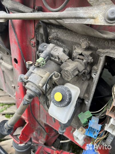 Главный тормозной кран Volvo 20456400