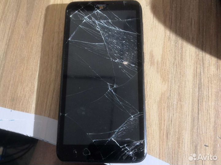 ZTE Blade L8, 16 ГБ