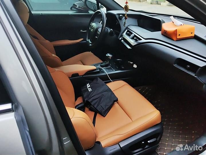 Lexus UX 2.0 CVT, 2020, 43 200 км