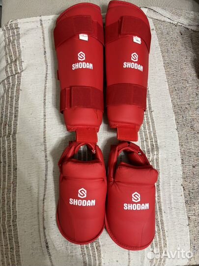 Защита на ноги каратэ