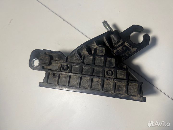 Левая часть сторона интеркулера Mazda cx-9 2019