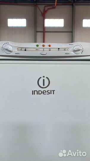 Холодильник Indesit C240G