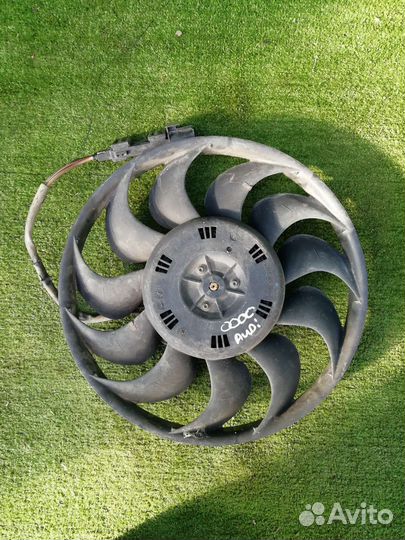 Audi A8 D3 Вентилятор радиатора