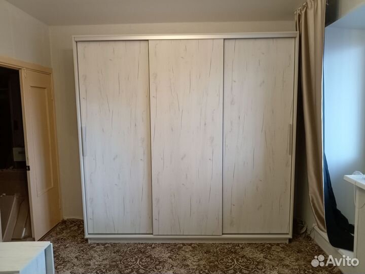 Сборщик мебели