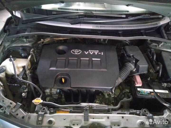 В разборе Toyota Corolla (E150) 2012г. рестайлинг