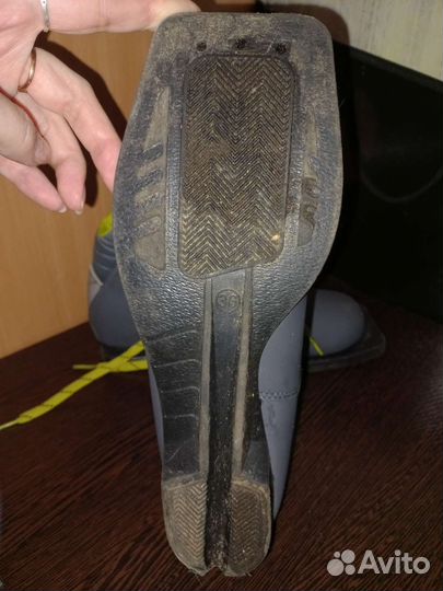 Лыжные ботинки