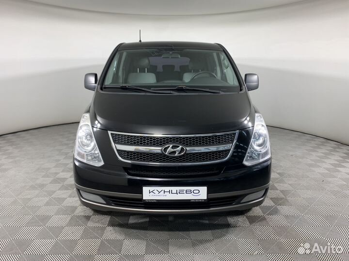 Hyundai H-1 2.4 AT, 2011, 288 081 км