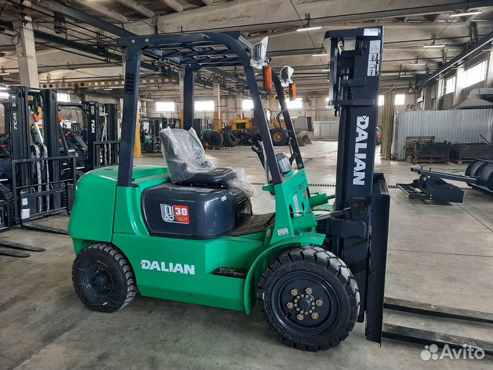 Вилочный погрузчик Dalian CPCD30FB, 2023