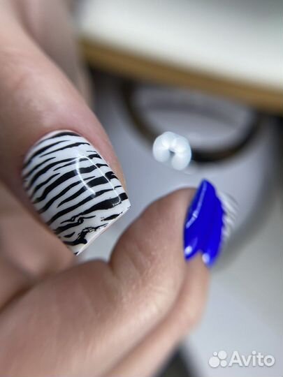 Маникюр + Укрепление ногтей