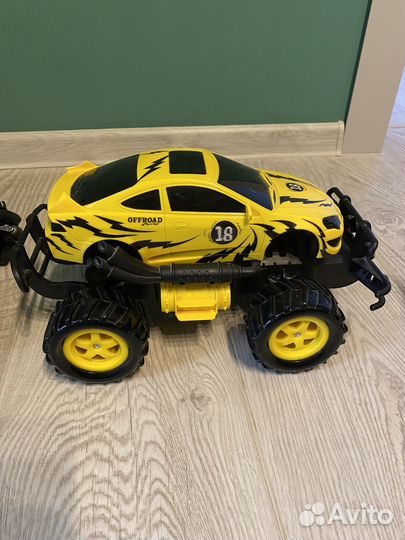 Продам игрушечные машинки на пульте управления