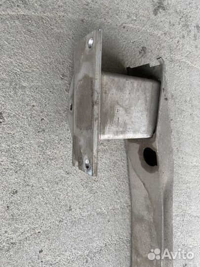 Усилитель заднего бампера Chevrolet Cruze