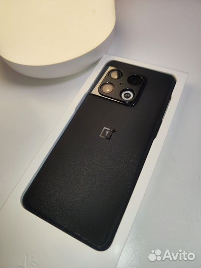 Смартфон OnePlus 10 PRO 12/256 2xSIM