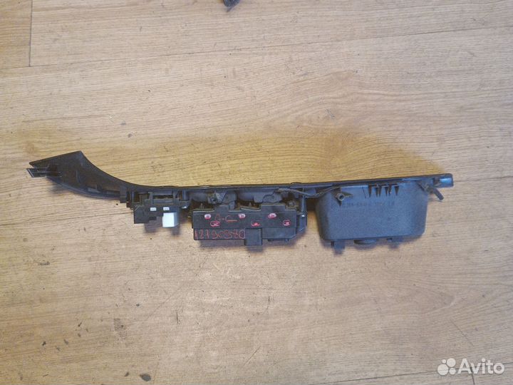 Блок управления стеклоподъемниками mazda 6 GG
