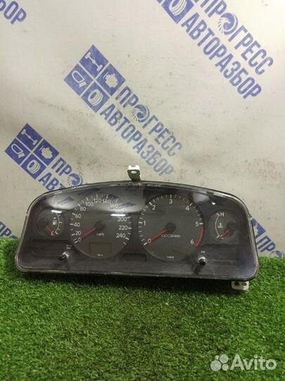 Панель приборов Toyota Avensis универсал 1.8 1zzfe