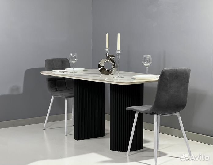 Стол из керамогранита