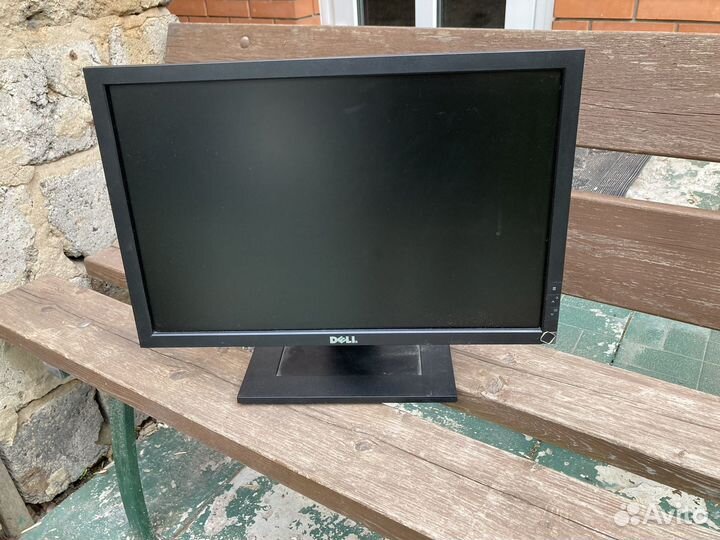Монитор Dell e2009w