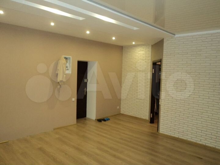 1-к. квартира, 46 м², 1/3 эт.